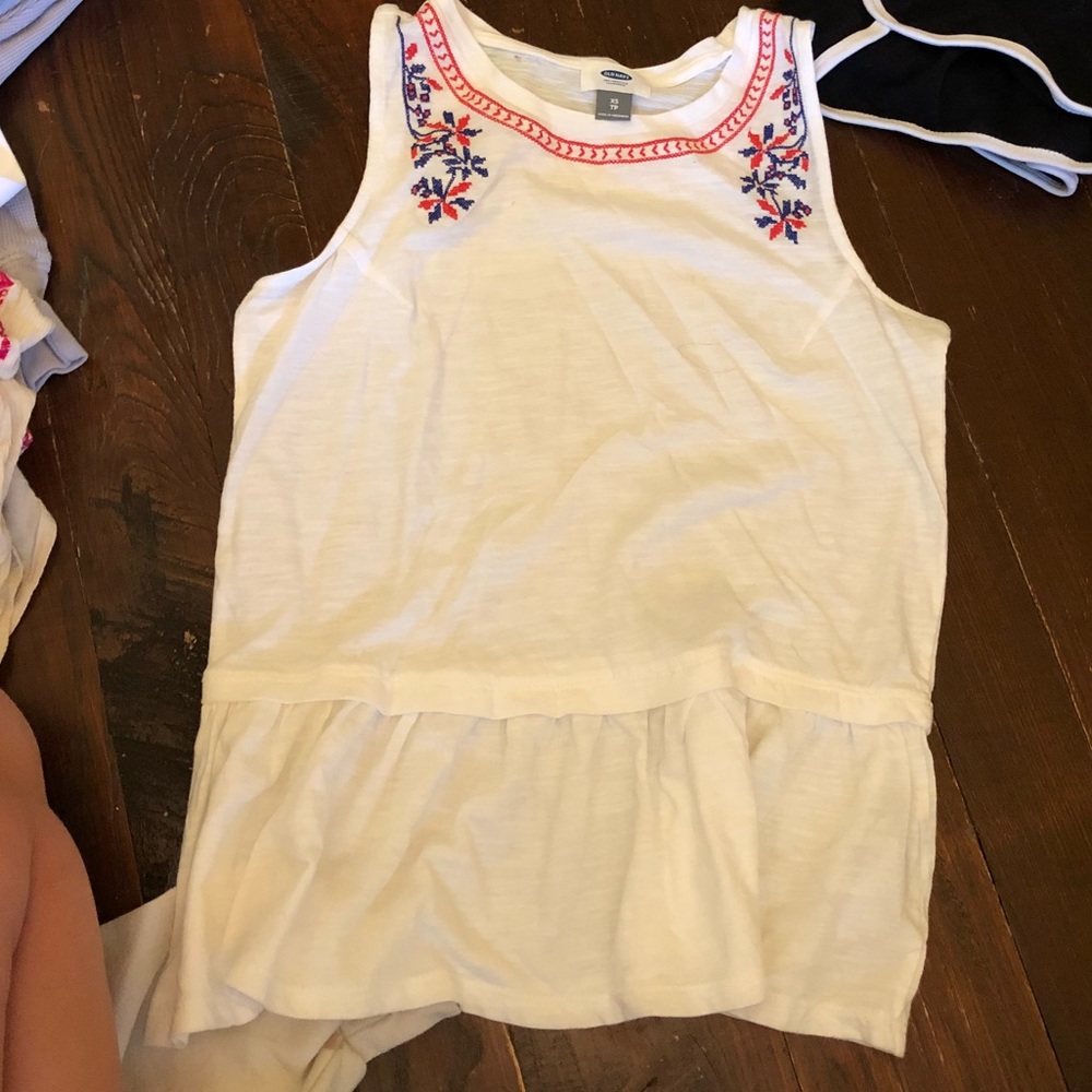 never worn tank top
